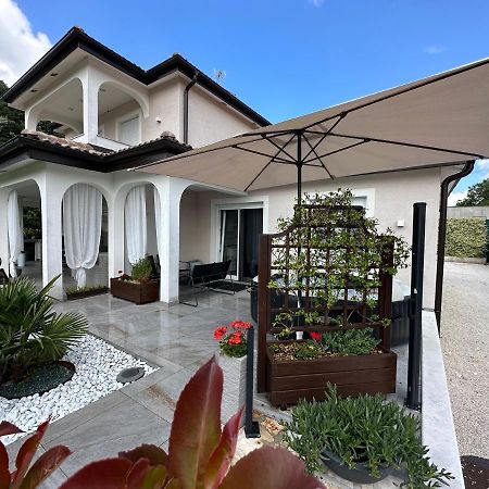 Villa Zonta Apartment Maremi With Private Jacuzzi Buje Eksteriør bilde