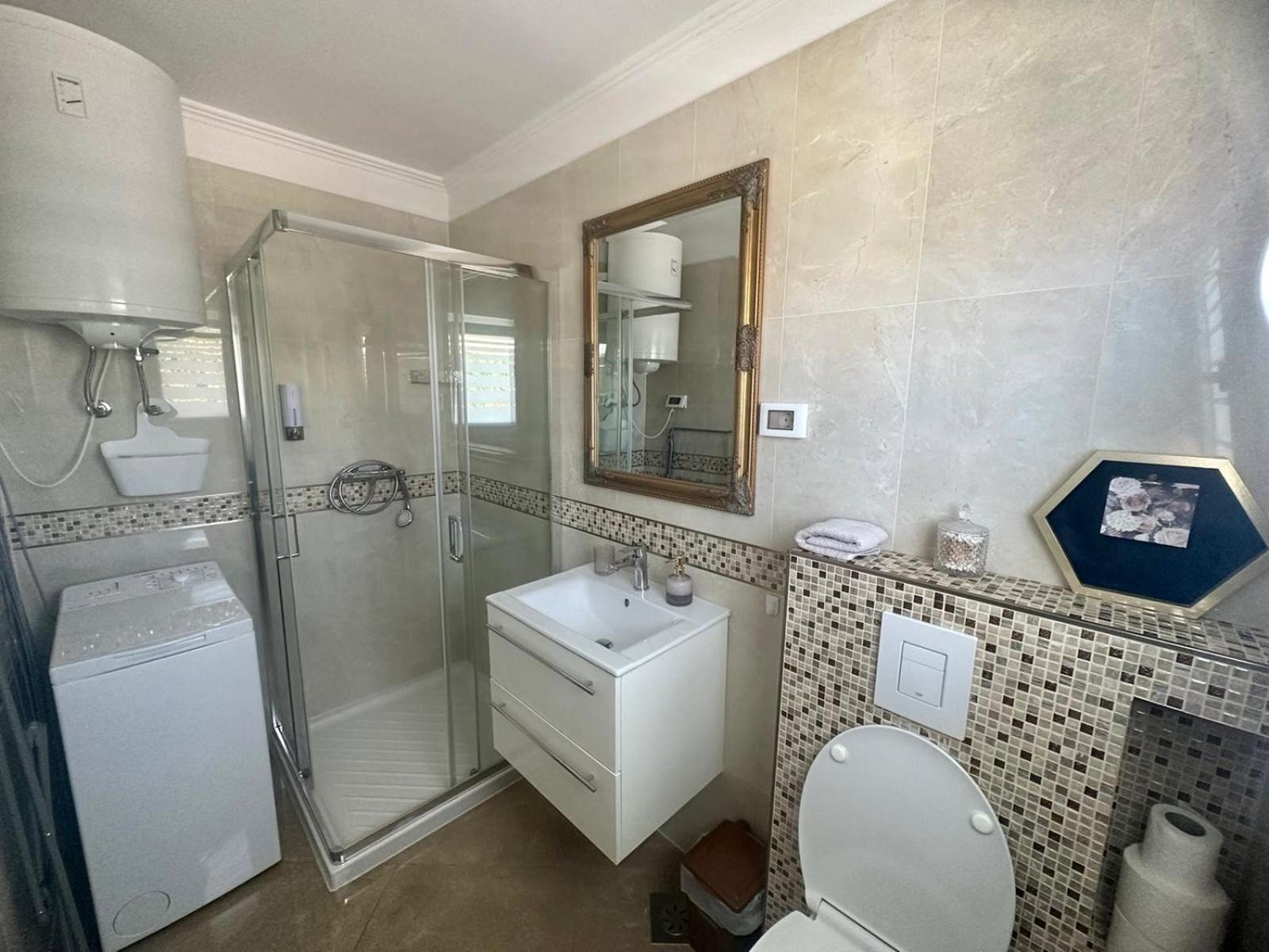 Villa Zonta Apartment Maremi With Private Jacuzzi Buje Eksteriør bilde